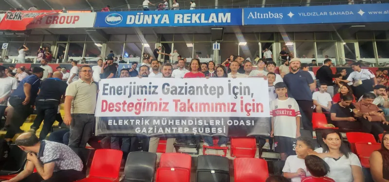 FUTBOL HEYECANINI ÜYELERİMİZ VE AİLELERİYLE BİRLİKTE YAŞADIK