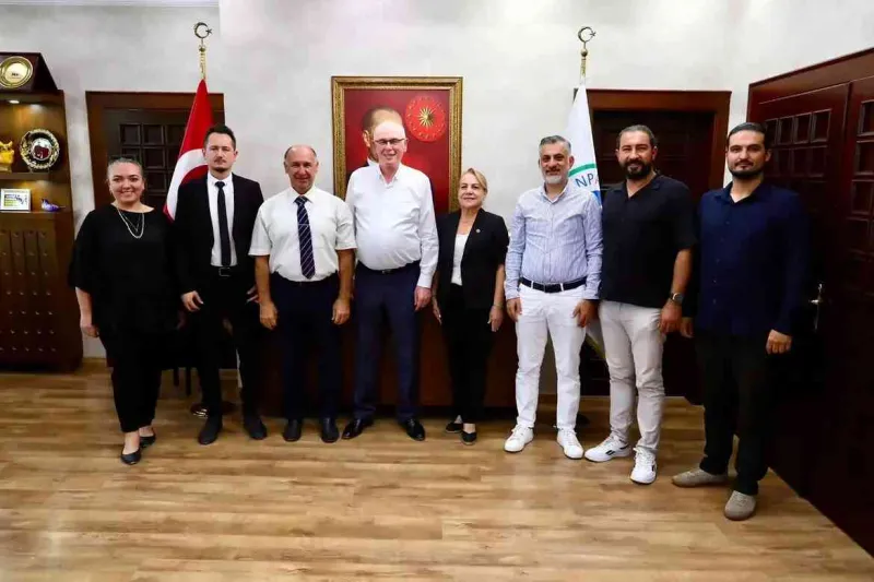 ODUNPAZARI BELEDİYE BAŞKANI  AV. KAZIM KURT VE RUHSAT MÜDÜRÜ ALPER ESEROĞLU ZİYARET EDİLDİ.