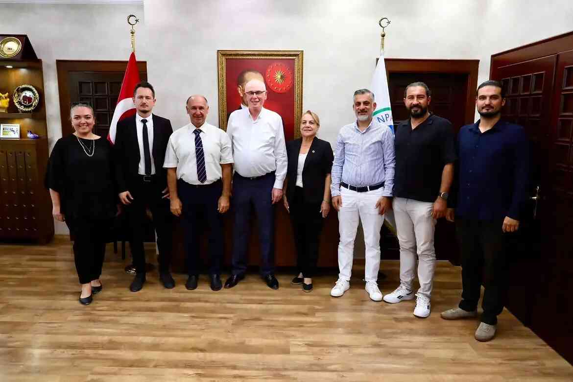 ODUNPAZARI BELEDİYE BAŞKANI  AV. KAZIM KURT VE RUHSAT MÜDÜRÜ ALPER ESEROĞLU ZİYARET EDİLDİ.