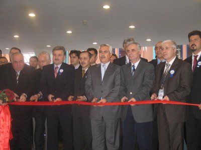 ELECO’2006 4. ULUSAL ELEKTRİK, ELEKTRONİK VE BİLGİSAYAR MÜHENDİSLİĞİ SEMPOZYUMU BAŞLADI