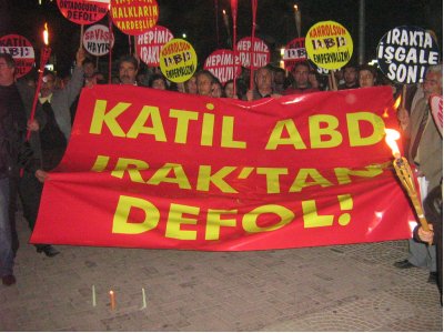 20 MART 20‘DE ABD’NİN IRAK’I BOMBALAMAYA BAŞLADIĞI GÜN VE SAATTE
“ İŞGALE VE SALDIRIYA DUR DİYORUZ ! “
