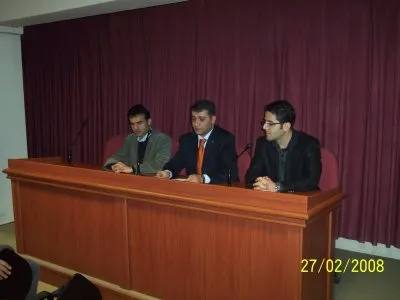 TEİAŞ`TA MÜHENDİSLERİN ATANMASI GEREKEN KADROLARA TEKNİKERLERİN ATANMASI NEDENİYLE AÇILAN DAVA VE SONUCUNA İLİŞKİN ŞUBEMİZCE 27 ŞUBAT 2008 TARİHİNDE BİR BASIN AÇIKLAMASI DÜZENLENMİŞTİR.