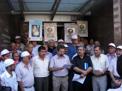 ELEKTRİK ZAMMI YAKIYOR