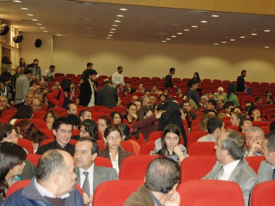 KÜRESEL KRİZ VE TÜRKİYE PANELİ YAPILDI