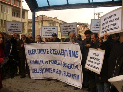 SEDAŞ KOCAELİ İL MÜDÜRLÜĞÜ VE GENEL MÜDÜRLÜĞÜ ÖNÜNDE ÖKP BASIN AÇIKLAMASI