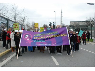 DÜNYA EMEKÇİ KADINLAR GÜNÜ MİTİNGİ İÇİN TMMOBLU KADINLAR KADIKÖYDEYDİ