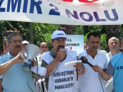 GEDİZ EDAŞ IN ÖZELLEŞTİRİLMESİNE KARŞI BASIN AÇIKLAMASI YAPILDI.