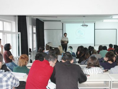 ÇANKAYA ÜNİVERSİTESİ BİLGİSAYAR MÜHENDİSLİĞİ BÖLÜMÜNDE MESLEKİ TANITIM VE BİLGİLENDİRME TOPLANTISI YAPILDI