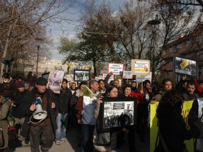 TEKEL İŞÇİLERİ ANKARA`DA EYLEM YAPTI