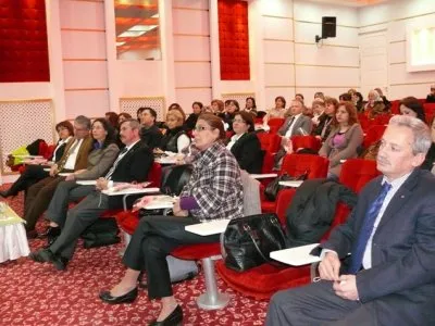 8 MART DÜNYA EMEKÇİ KADINLAR GÜNÜ