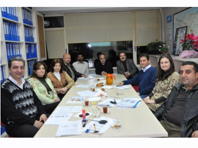 IV.ENERJI VERIMLILIGI VE KALITESI SEMPOZYUMU V.YURUTME KURULU TOPLANTISI YAPILDI.