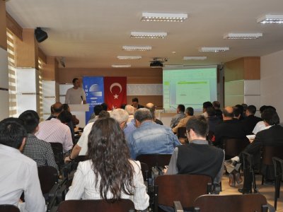 İLERİ TEKNOLOJİ LED AYDINLATMA SİSTEMLERİ VE SOLAR SİSTEMLER SEMİNERİ DÜZENLENDİ