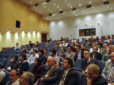 “ELEKTRİK ELEKTRONİK MÜHENDİSLİĞİ GÜNLERİ” II.GÜN “ENERİ ÜRETİM-İLETİM-DAĞITIM”, “ELEKTROMANYETİK ALANLAR VE İNSAN SAĞLIĞI”, “MÜHENDİSLİKTE AKREDİTASYON” KONULARI TARTIŞILDI