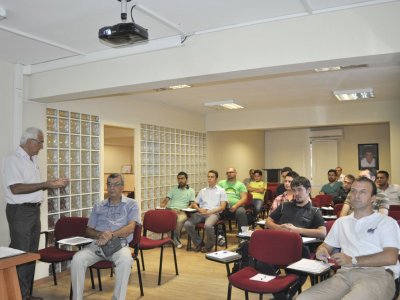 MÜHENDİSLİĞE HAZIRLIK SEMİNERLERİ TAMAMLANDI