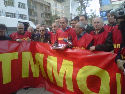 VAN`DA İNCELEMELERDE BULUNAN TMMOB HEYETİ TESPİTLERİNİ AÇIKLADI:AFET BÖLGESİ KARGAŞA İÇİNDE