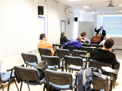 TIBBİ ALANLAR İÇİN TOPRAKLAMA VE GÜÇ SİSTEMLERİ EĞİTİMİ DÜZENLENDİ