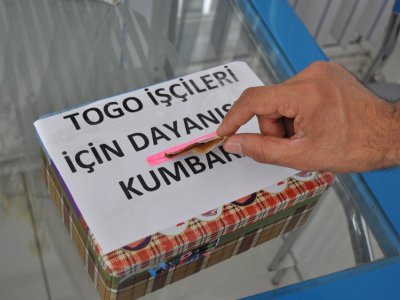 TOGO İŞÇİLERİYLE DAYANIŞMA KUMBARASI OLUŞTURULDU