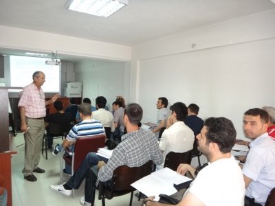 BURDUR TEMSİLCİLİĞİMİZDE ELEKTRİK TESİSLERİNDE TOPRAKLAMALAR EĞİTİM SEMİNERİ DÜZENLENDİ