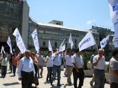 BASIN AÇIKLAMASI: GEZİ PARKI DİRENİŞİ SÜRECİNDE ÖLEN VE YARALANAN BÜTÜN ARKADAŞLARIMIZ İÇİN ADALET İSTİYORUZ