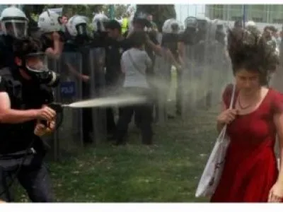 GÜCÜNÜZ HALKI SİNDİRMEYE YETMEYECEK DEVLET TERÖRÜNÜ DURDURUN, ZORBALIĞA SON VERİN!
