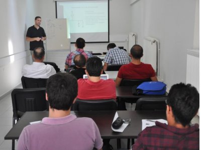 REAKTİF GÜÇ KOMPANZASYONU VE HARMONİKLER EĞİTİMİ DÜZENLENDİ
