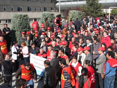 DİRENİŞTEKİ HACETTEPE ÜNİVERSİTESİ İŞÇİLERİNE DESTEK ZİYARETİNDE BULUNACAĞIZ