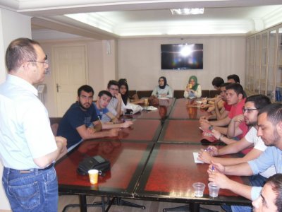 EMO GENÇ KARŞIYAKA BELEDİYESİ GÜNEŞ ENERJİSİ SANTRALİ TEKNİK GEZİSİ DÜZENLENDİ