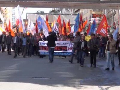 MECLİS ÖNÜNDE TEZKERE PROTESTOSU