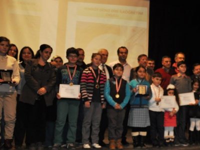 RESİM-ÖYKÜ YARIŞMASI ÖDÜL TÖRENİ GERÇEKLEŞTİRİLDİ