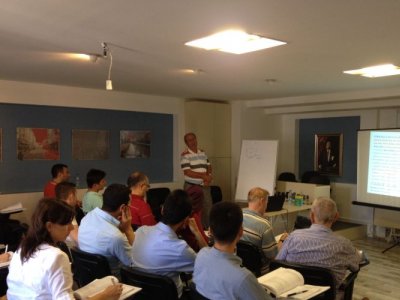 ELEKTRİK TESİSLERİNDE TOPRAKLAMALAR EĞİTİMİ DÜZENLENDİ