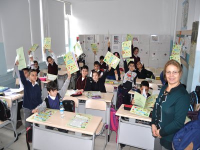 ENERJİ HAFTASI ETKİNLİKLERİ KAPSAMINDA MALTEPE HÜRRİYET İLKÖĞRETİM OKULUNDA SUNUM YAPILDI