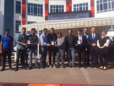 ROBOTRAK 3. ROBOT YARIŞMASI`NA KATILDIK