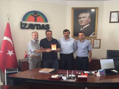 YÖNETİM KURULU ÜYELERİMİZ İZAYDAŞ`I ZİYARET ETTİ.