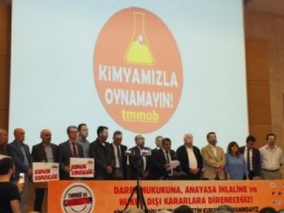 TMMOB: BASKICI REJİMLERE DİZ ÇÖKMEDİK, ÇÖKMEYECEĞİZ!