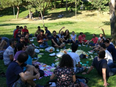 GENÇ MÜHENDİSLER PİKNİĞİ MAÇKA PARKINDA YAPILDI