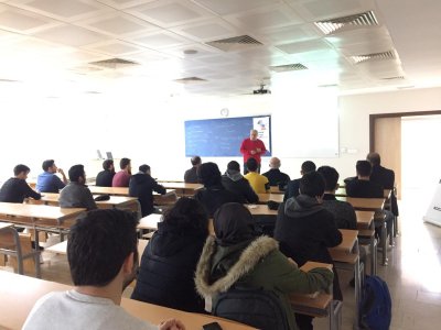 EMO KOCAELİ ŞUBESİNİN SAKARYA UYGULAMALI BİLİMLER ÜNİVERSİTESİ İLE ORTAK BAŞLATTIĞI MÜHENDİSLİĞE HAZIRLIK SEMİNERLERİNİN ALTINCISI GERÇEKLEŞTİRİLDİ.