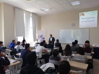 ANTALYA BİLİM ÜNİVERSİTESİNDE EMO-GENÇ TANITIM STANDI AÇILDI VE MESLEKİ TANITIM SEMİNERİ DÜZENLENDİ