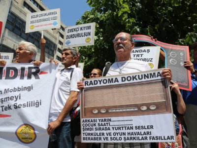 TRT EMEKÇİLERİNDEN İSTİHDAM FAZLASI TEPKİSİ