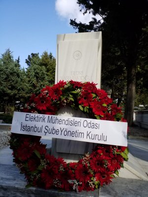 ORD. PROF. BEDRİ KARAFAKIOĞLU MEZARI BAŞINDA ANILDI
