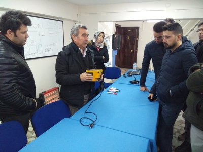 EMO KONYA İL TEMSİLCİLİĞİNDE ELEKTRİK TESİSLERİNDE TOPRAKLAMA EĞİTİMİ DÜZENLENDİ