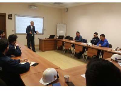 ELEKTRİK TESİSLERİNDE TOPRAKLAMALAR EĞİTİMİ EMO KARABÜK TEMSİLCİLİĞİ`NDE YAPILDI.
