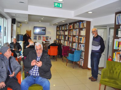 UĞUR MUMCU ANISINA MAHZUNİ ŞERİF EZGİLERİNİ DİNLEDİK