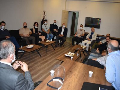 TMMOB İSTANBUL İKK`DAN HDP`YE DAYANIŞMA ZİYARETİ