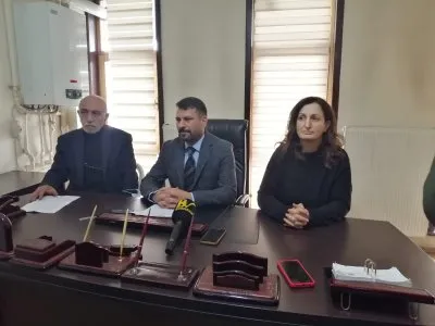 EMO MALATYA İL TEMSİLCİLİĞİMİZ TARAFINDAN ELEKTRİK ZAMLARINA İLİŞKİN BASIN AÇIKLAMASI YAPILDI:FAHİŞ ELEKTRİK ZAMLARI EN KISA SÜREDE GERİ ÇEKİLMELİDİR