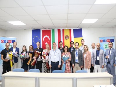 `OTOMOBİL ŞARJ İSTASYONLARI SEKTÖRÜNDE EĞİTİM MATERYALLERİNİN HAZIRLANMASI, EĞİTİLMESİ VE ENERJİ TASARRUFU` KONULU PROJEMİZ YOĞUN KATILIM İLE GERÇEKLEŞTİ.