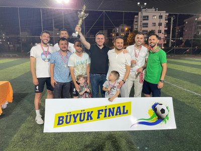 MESLEK ODALARI ARASI FUTBOL TURNUVASI`NDA MÜCADELE EDEN MESLEKTAŞ OYUNCULARIMIZA TEŞEKKÜR EDİYORUZ