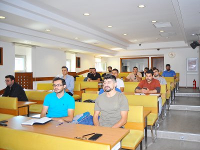 YÜKSEK GERİLİM TESİSLERİNDE İŞLETME SORUMLULUĞU EĞİTİMİ DÜZENLENDİ