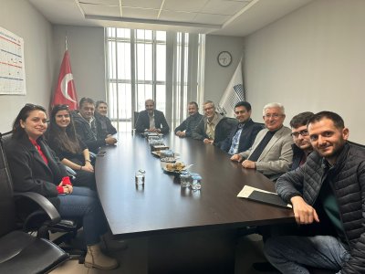 MERSİN ÜNİVERSİTESİ ELEKTRİK ELEKTRONİK MÜHENDİSLİĞİ BÖLÜM BAŞKANIMIZ PROF. DR. HÜSEYİN ERİŞTİ, BÖLÜM ÖĞRETİM ÜYELERİMİZ VE BÖLÜM ARAŞTIRMA GÖREVLİLERİMİZ EMO MERSİN ŞUBE YÖNETİM KURULUMUZA HAYIRLI OLSUN ZİYARETİNDE BULUNDU.