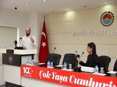 ELEKTRİK MÜHENDİSLERİ ODASI MERSİN ŞUBESİ VE MERSİN TİCARET VE SANAYİ ODASI (MTSO) İŞ BİRLİĞİNDE YAPAY ZEKA DESTEKLİ İLETİŞİM TEKNOLOJİLERİ İŞ DÜNYASINDA DÖNÜŞÜMÜN ANAHTARI ETKİNLİĞİ DÜZENLENDİ.