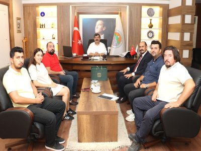 EMO MERSİN ŞUBE BAŞKANIMIZ DOÇ. DR. ALKAN ALKAYA VE  YÖNETİM KURULU ÜYELERİMİZ TOROSLAR BELEDİYE BAŞKANI SN. ABDURRAHMAN YILDIZI MAKAMINDA ZİYARET ETTİ.